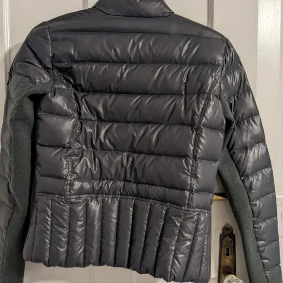 Closed Down Jacket - Picture 2 of 6
